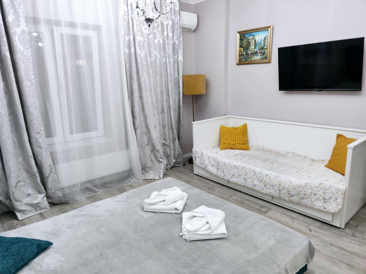 Chic Studio Old City Center - Ivo19 Bukarest Exterior foto