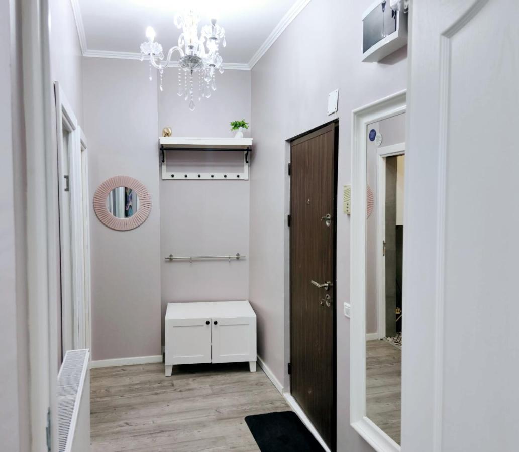 Chic Studio Old City Center - Ivo19 Bukarest Exterior foto